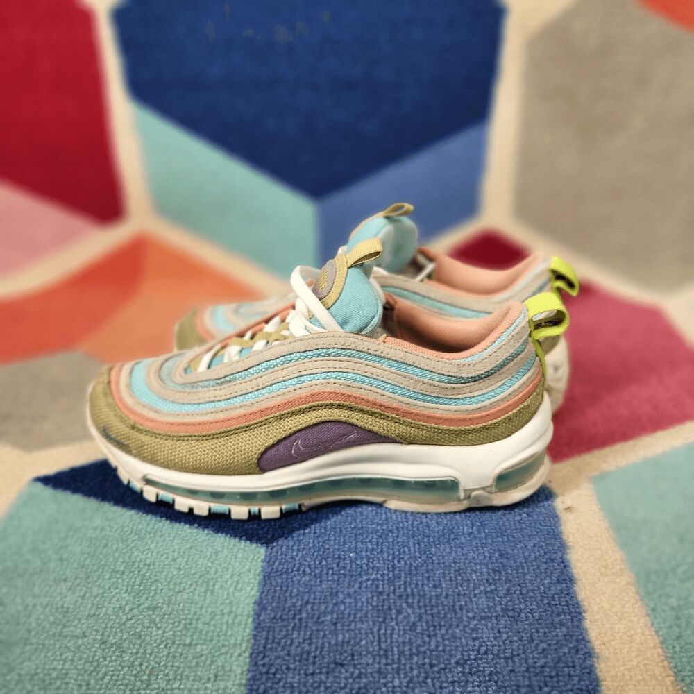 Nike Air Max 97 SE Sun Club Youth 4.5Y Copa Wheat Grass DQ4126-400
